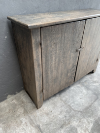 Prachtige oud vergrijsd houten 2 deurs kast dressoir tv meubel  landelijk stoer boeren sober vergrijsd 140 x 45 x H116 cm