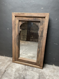 Prachtige  grote oude vergrijsd houten spiegel  tuinspiegel halspiegel passpiegel 161 x103 cm robuust oosters houtsnijwerk imposant eye-catcher grof landelijk urban stoer industrieel