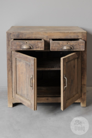 Uniek Oud doorleefd houten kastje kast commode opzet landelijk stoer vintage 2 deurs lades 67 x 61 x 37 cm