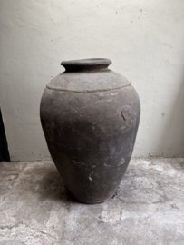 Grote oude grijs stenen kruik H132 cm vaas bloembak bloempot pot grijze mega landelijk olijfpot olijfkruik waterkruik nr 50