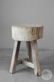 Gave oude houten kruk krukje boomstam krukjes landelijk stoer hakblok tafeltje bijzettafeltje
