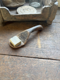 HOFFZ oude vergrijsd doorleefd houten lepel groot spoon spatel spaan landelijk stoer sober nostalgie