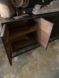 Groot zwart houten Sidetable kast wandkastje sideboard dressoir lades deurtjes metalen onderstel landelijk industrieel stoer