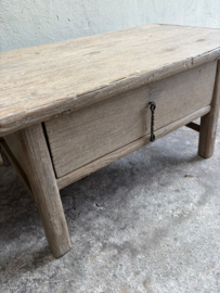 Mooie vergrijsd houten salontafel met grote lade landelijk 109,5 x 58 x H44,5 cm