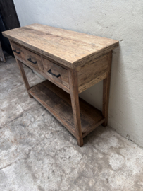 Stoer oud vergrijsd houten sidetable ladekast SEP wastafel wastafelmeubel keukenblok kookeiland