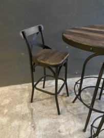 Sta-tafel staantafel hangtafel industrieel landelijk bar bartafel statafel zwart metalen verstelbaar onderstel met stoer houten blad  sta tafel