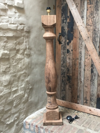 Stoere naturel bruine houten balusterlamp vloerlamp 125 cm tafellamp landelijk stoer robuust