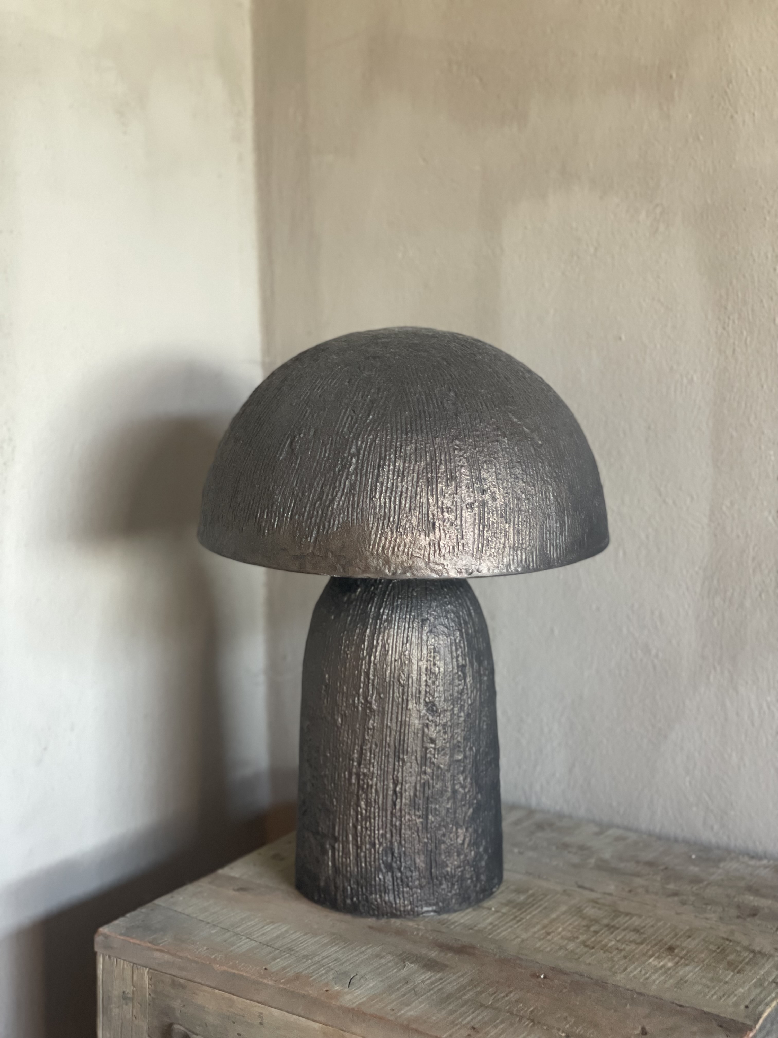 Hoffz grijs bruin metalen tafellamp bedlamp paddestoel model metaal