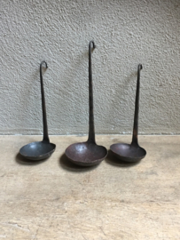 Assortiment Oude metalen lepel pollepel landelijk industrieel kandelaar theelichtje brocant