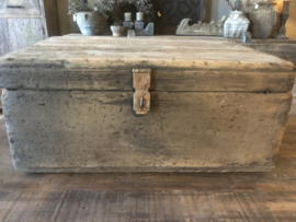 Oude houten stoere kist