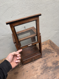 Klein vintage houten vitrinekastje vitrinekast showkast kastje glaskastje 33 x 25 x 19 cm landelijk industrieel
