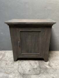Vintage Oud zwart houten kast meidenkast kastje oud hout 1 deurskast keukenkast halkastje landelijk industrieel