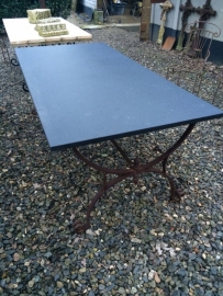 Zwaar smeedijzeren onderstel voor tuintafel of eettafel 180 X 80 cm