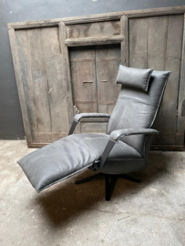 Stoere leren relaxfauteuil relax fauteuil stoel sta-op lounge ligstoel