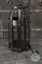 Grote smeedijzeren metalen lantaarn L met ketting windlicht metaal tuinlantaarn bruin stoer urban shabby industrieel landelijk urban