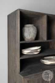 Landelijke grote vergrijsd houten kast keukenkast servieskast vakkenkast grutterskast wandkast dressoir 150 x 160 x 45 cm stoer sober