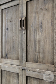 Oude vergrijsd houten kast 4 deurs landelijk uniek stoer gezandstraald 148 x 79 x 43 cm rustiek verweerd