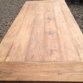 Stoer oud Teakhouten eettafel tafel boerentafel 160 x 90 cm kloostertafel teak landelijk houten blad eettafel