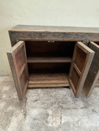 Groot uniek oud vergrijsd houten dressoir 4 deurs wandtafel sidetable deurtjes landelijk stoer vintage industrieel 190 x 45 x H101 cm
