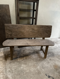 Oude lange vergrijsd houten bank eettafelbank met rugleuning eetkamerbank landelijk stoer 142 cm