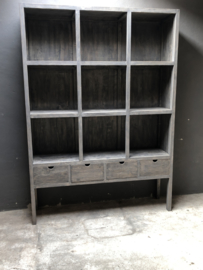 Prachtige grote grijze grijs houten kast boekenkast winkelkast roomdivider met lades en schappen vakken vergrijsd landelijk industrieel vergrijsd stoer 225 x 160 x 40 cm