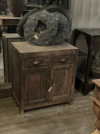 Uniek Oud doorleefd houten kastje kast commode opzet landelijk stoer vintage 2 deurs lades 67 x 61 x 37 cm