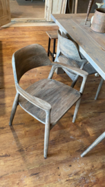 Oud vergrijsd houten stoelen eetkamerstoelen stoel stoeltjes eetkamerstoel landelijk grey hout industrieel stoer