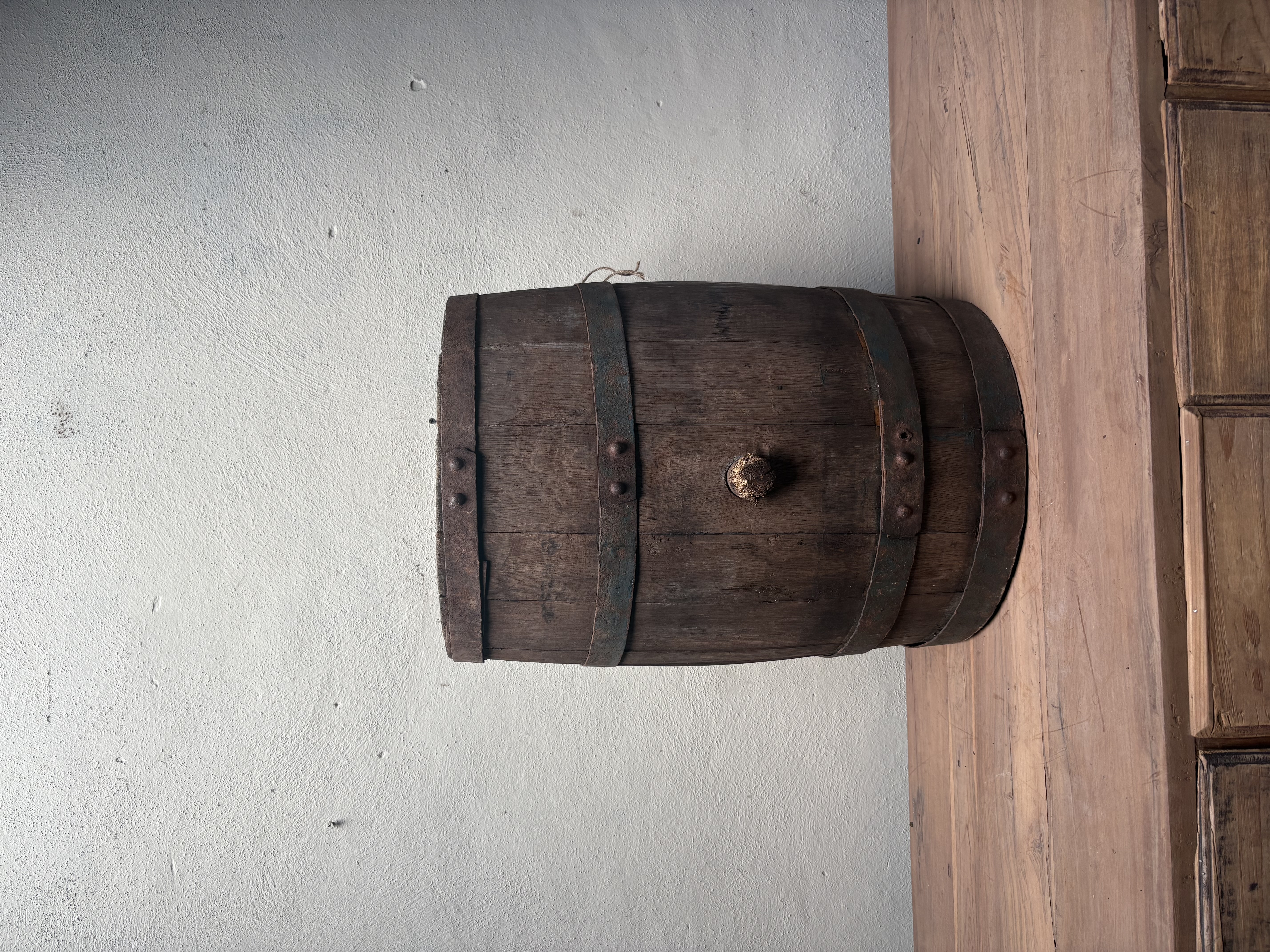 Oud houten wijnvat vat ton bijzettafel nr 20