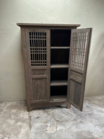 Vergrijsd houten kast 2 deurs linnenkast servieskast landelijk kabinet stoer 180 x 111 cm