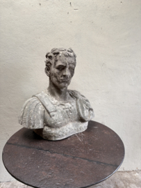 Verweerde Oude stenen Buste torso beeld borstbeeld grijs steen H64 x B64 x D38 cm
