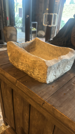 Oude stenen hardstenen wasbak trog schaal kom bak buitenkeuken toilet gootsteen stoer landelijk sober 34x26 H14