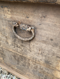 Prachtige oude doorleefd houten kist dekenkist Salontafel bijzettafel Sidetable landelijk stoer