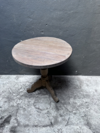 Oud vergrijsd houten tafel tafeltje rond 60 cm wijntafel wijntafeltje landelijk stoer grijs bijzettafel bijzettafeltje H6