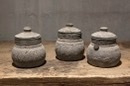 Stoer stenen potje met deksel suikerpot landelijk grijs steen asha