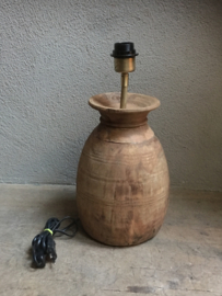 Oude houten lamp gemaakt van Nepal pot kruik schemerlamp tafellamp landelijk stoer vintage industrieel oud