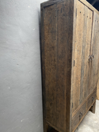 Prachtige houten 2 deuren en 2 laden kast grote kast 220x130x45cm stoer landelijk robuust industrieel