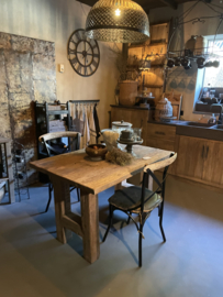 Stoere grof vergrijsd houten tafel eettafel keukentafel buro bureau met blokpoten 120 x 80 cm landelijk stoer