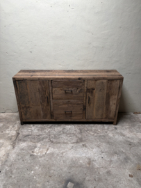 Oud railway houten dressoir tv meubel kast televisie televisiekast televisiemeubel vol massief hout landelijk industrieel robuust oud hout vintage sidetable 160 x 85 x 40cm nr 98