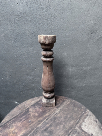 Oude baluster console kandelaar robuust vergrijsd stoer landelijk balusters balluster ballusters aura Peeperkorn nr 3