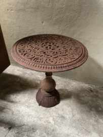 Zwaar gietijzeren bistro tafeltje bistrotafeltje tuintafel landelijk Brocant 60 cm