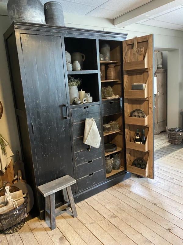 3 x kast en 2 x klaptafel