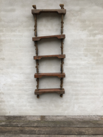 Originele oude scheepsladder touwladder trap trapje landelijk industrieel vintage