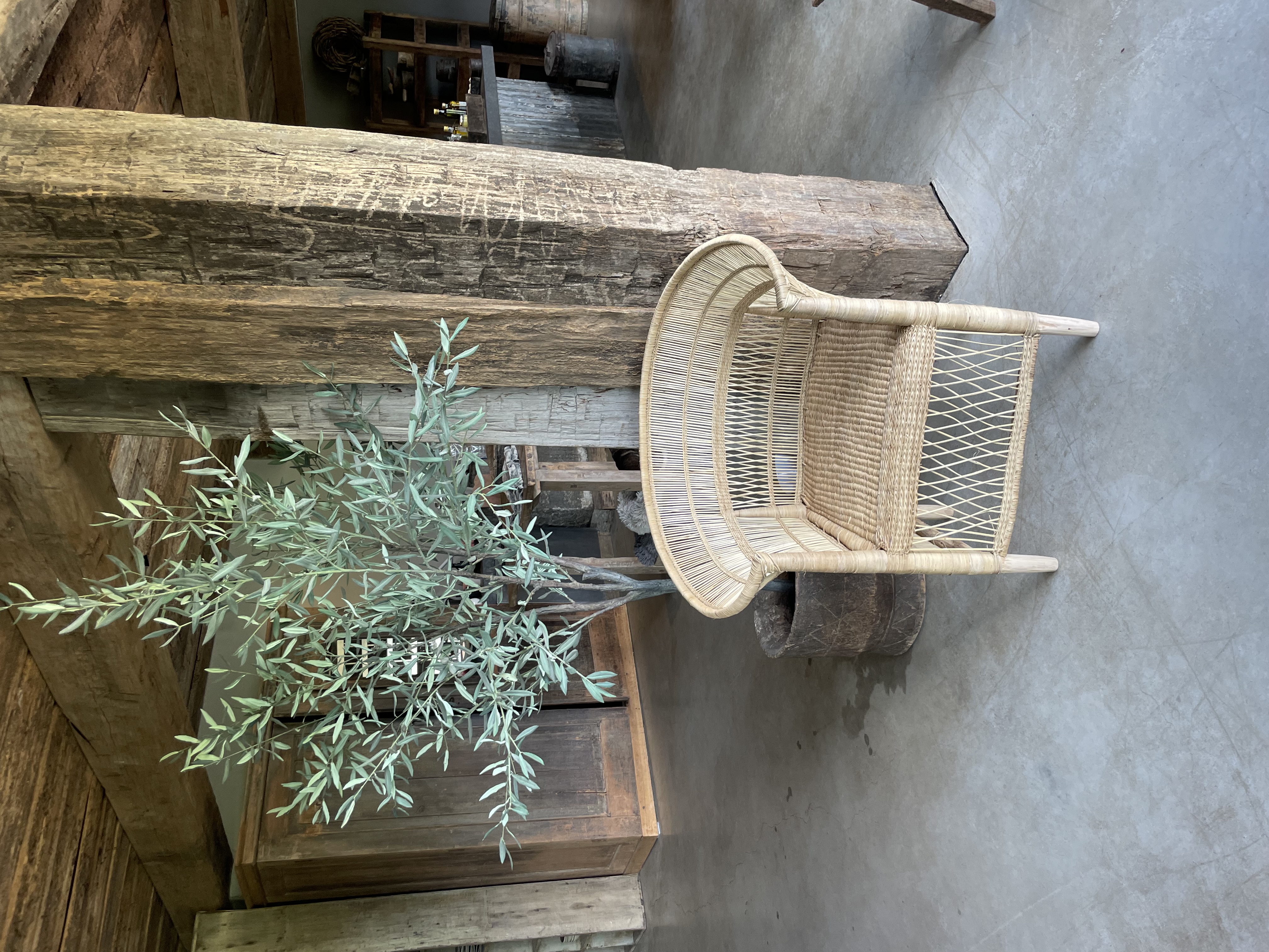 Prachtige naturel rotan rieten stoel Malawi cane chair fauteuil lounge natural landelijk sober Ibiza