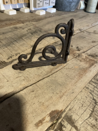 Gietijzeren schapdrager plankdrager 12,5 x 10 cm beugel klein gebogen bruin Classic krul planken steun plankensteun beugel haak hoek plat industrieel