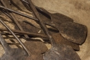 Oude metalen lepel lepels schep spatel landelijk metaal bruin industrieel urban spaan