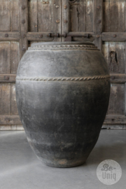 Prachtige grote unieke stenen kruik vaas pot grijs landelijk stoer 64 x 52 cm tribal