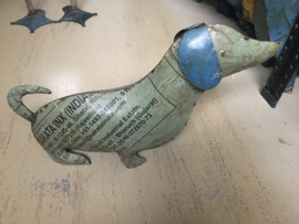 Stoere metalen blikken hond teckel tekkel teckeltje hond Dog decoratie speelgoed blik  hondje landelijk vintage industrieel