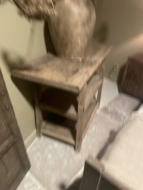 Oud vergrijsd houten Sidetable met onderplank legplanken landelijk 119 cm