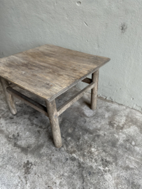 Vergrijsd houten tafel tafeltje bijzettafel bijzettafeltje salontafel 60 x 63 x H45 cm landelijk