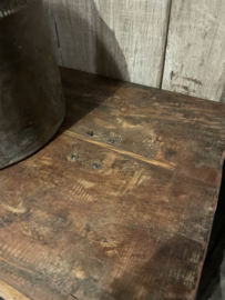 Stoere oude hout houten sidetable buro bureau klaptafel doorleefd industrieel markttafel landelijk hout metaal